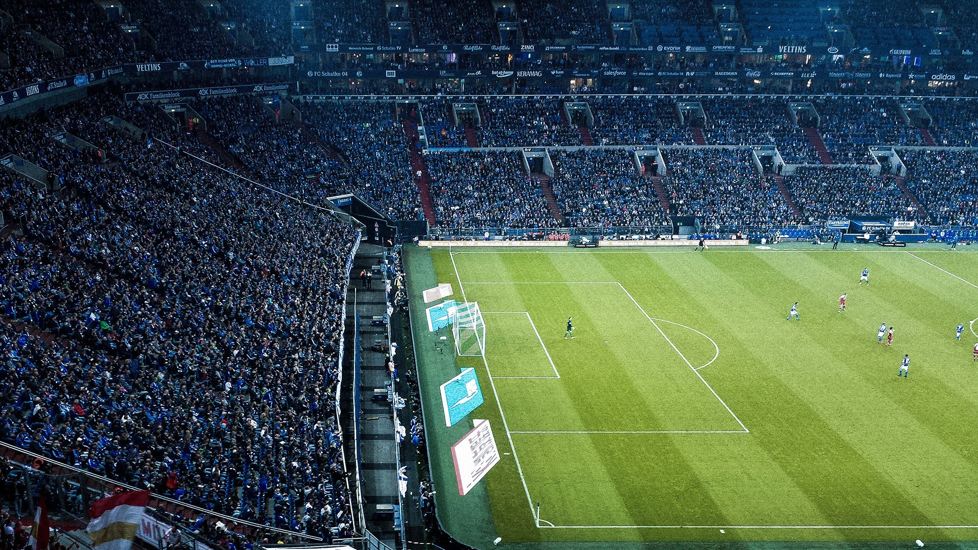 FB体育在线-黄喜灿闪耀美国行，个人能力完美诠释巴萨收割战略