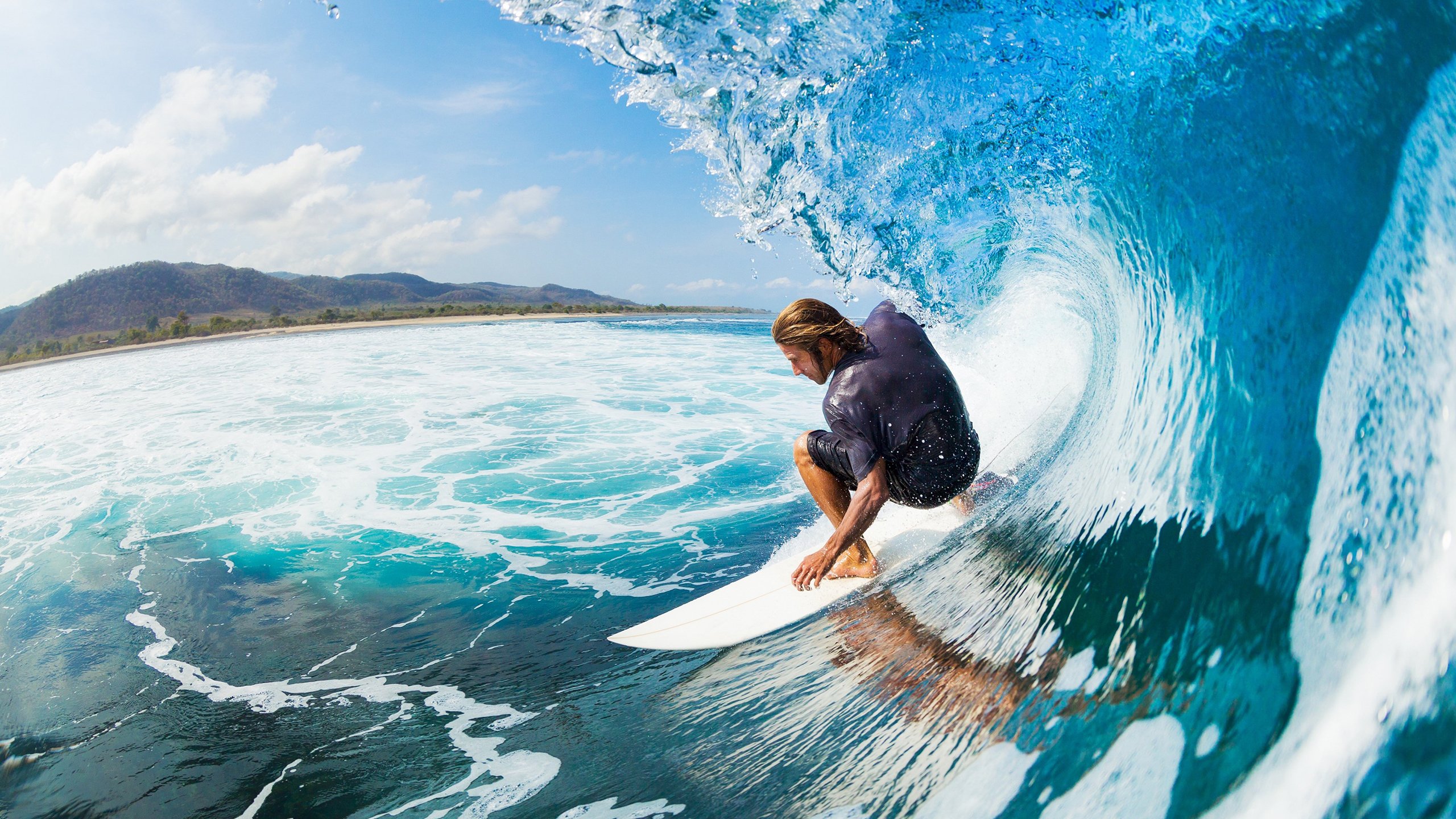周琦统治全场，江苏队完胜浙江队，内线优势成胜负关键